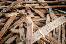 Fotografia 2 — Colectare Reciclare Lemn Resita